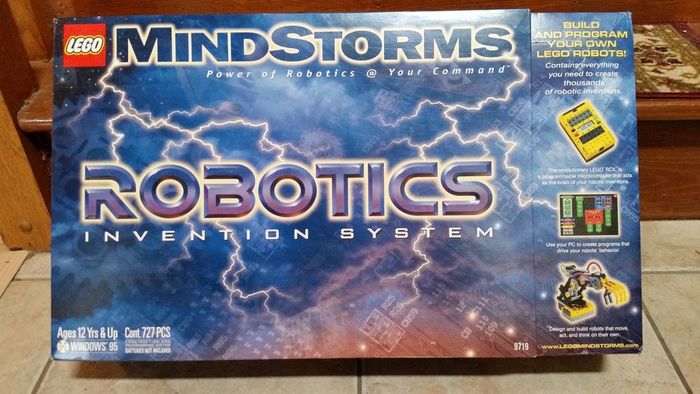 История электрики в лего (часть 3) LEGO, Игрушки, История, Робот, Видео, Длиннопост