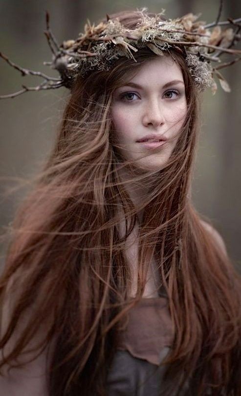 Pagan slavic style - The photo, Girls, Wreath, Horns, Paganism, Slavs, Longpost