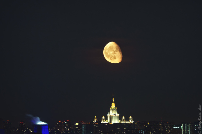 Moon over Moscow State University - My, moon, MSU, Town, Night shooting
