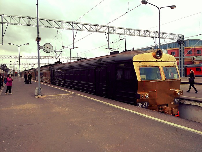 train from hell - My, Train, Vandalism, Saint Petersburg, Baltiysky Railway Station, Trash, Longpost, Trash