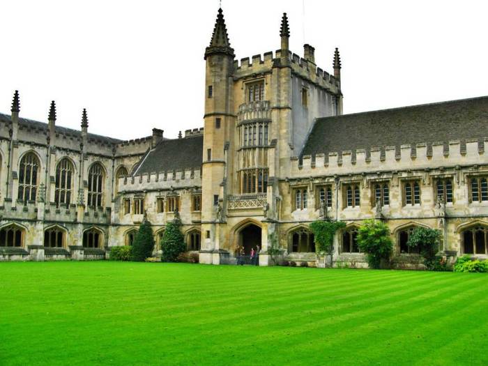 Sex, weed and class hatred at Oxford. - Oxford, Studies, Students, Class inequality, England, Longpost