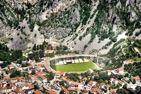 Shouted GOL, an avalanche descended - The mountains, Stadium, Croatia