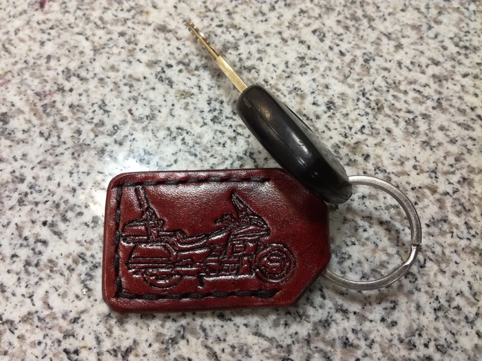 A small post on making a keychain - My, Leather, Moto, Handmade, Handmade, Leather, Longpost, Leather products, Needlework