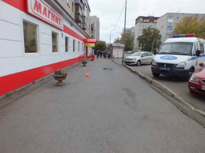 Проехался по ногам: в Кургане неизвестный водитель сломал школьнице палец ДТП, Авария, Наезд, Курган