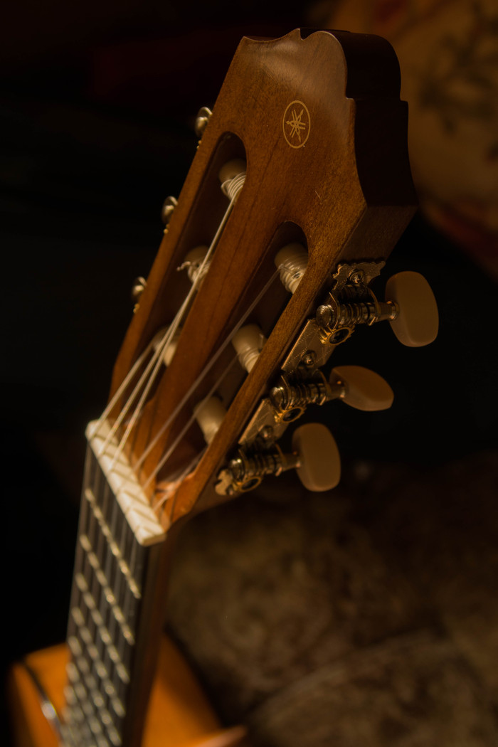 Yamaha C40 - My, Guitar, The photo, Screensaver, Nikon d3000, Yamaha, House, Cosiness, Strings, Longpost