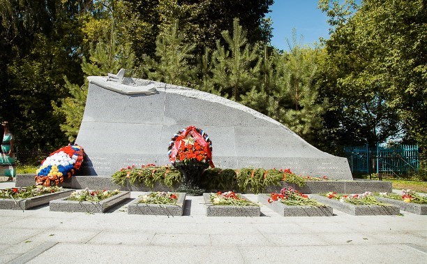 In the Tula region, it was decided to repair the road with fragments of tombstones of dead pilots - Tula region, Cynicism, The dead, Road repair, Longpost