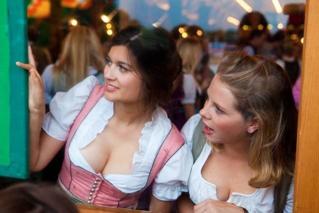 You are at work, and now there is Oktoberfest in Munich) - Oktoberfest, Beer, Girls, Holidays, Munich, Longpost