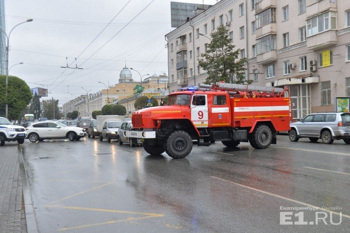 Екатеринбург минируют - Екатеринбург, Полиция, Минирование, Террористы, Длиннопост