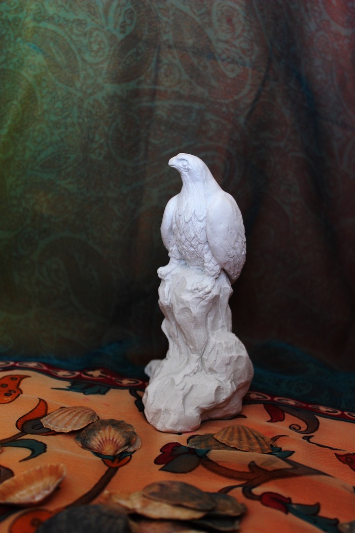 Embodied in plaster - My, Gypsum, Eagle, Souvenirs, Presents, Statuette, Plaster sculpture, Longpost