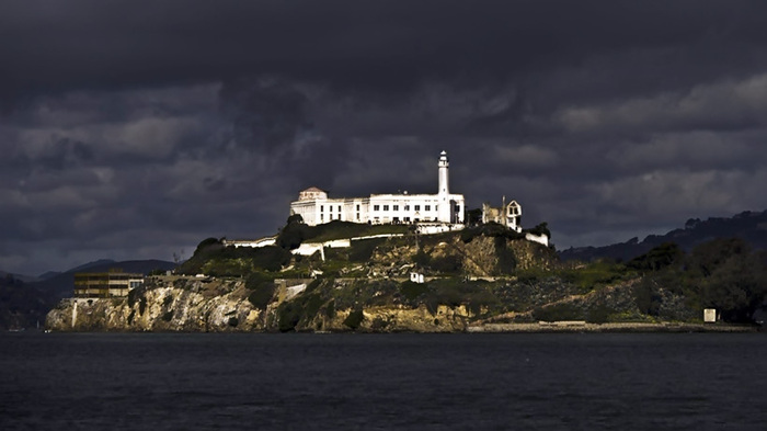 Escape from Alcatraz: the story of three who escaped from the most impregnable prison - Longpost, Prison, Alcatraz, Jail break, The escape, Search