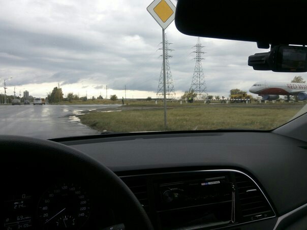 Interference on the right - Ulyanovsk, Aviation, Road, the main road