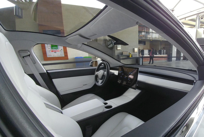      - -   Model 3  , Tesla, , 