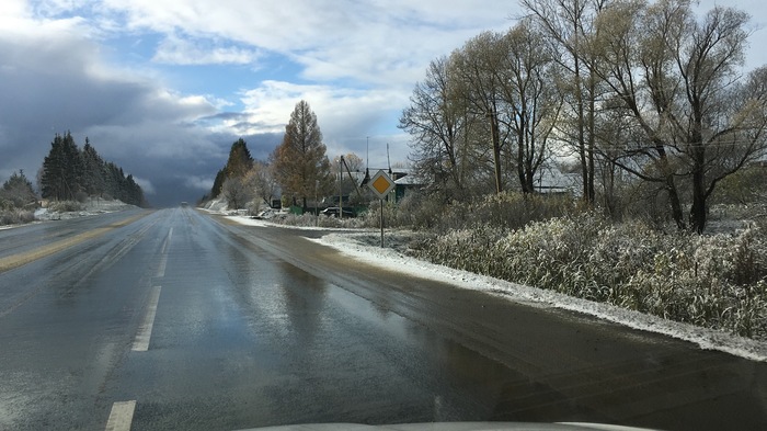 Somewhere near Yaroslavl. October 21. - My, Snow, Track, Road