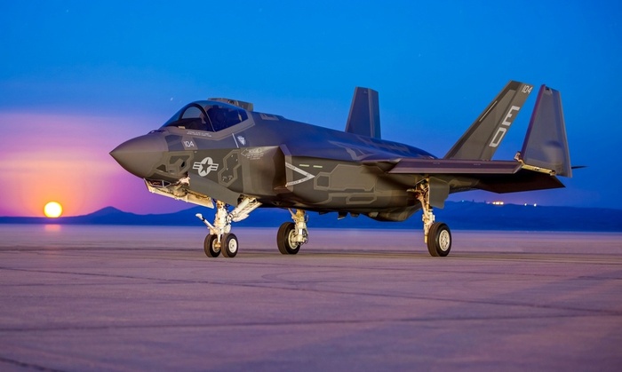 «Суперсовременные» американские F-35 начали ржаветь.