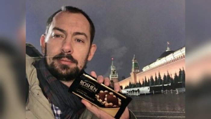 Дерзкая месть Путину и режим зашатался!!! - Twitter, Роман Цимбалюк, Красная площадь, Рошен, Журналисты, Политика