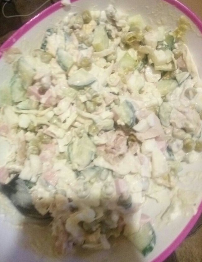 How the wife made a delicious salad from what was in the refrigerator. - My, Salad, 