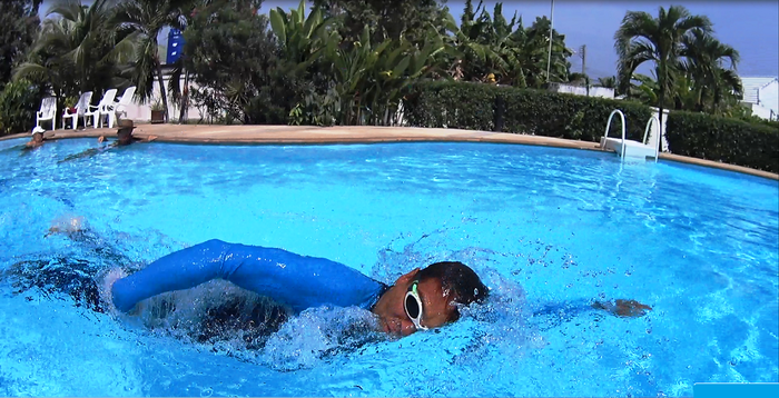 Плавание кролем на груди: билатеральное дыхание.