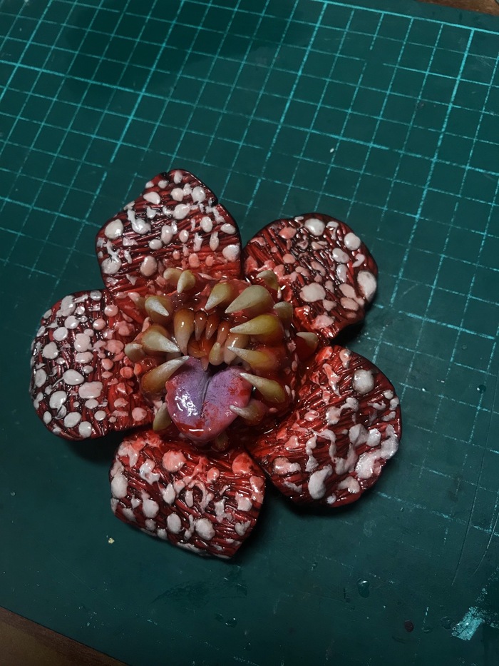 I made a toothy rafflesia) night photos are really not very good, as I add dew drops it will be better, I hope. This is a table sculpture. - Needlework, Needlework without process, Toothflower, Teeth, Лепка, Sculpture, Images, Art, Longpost