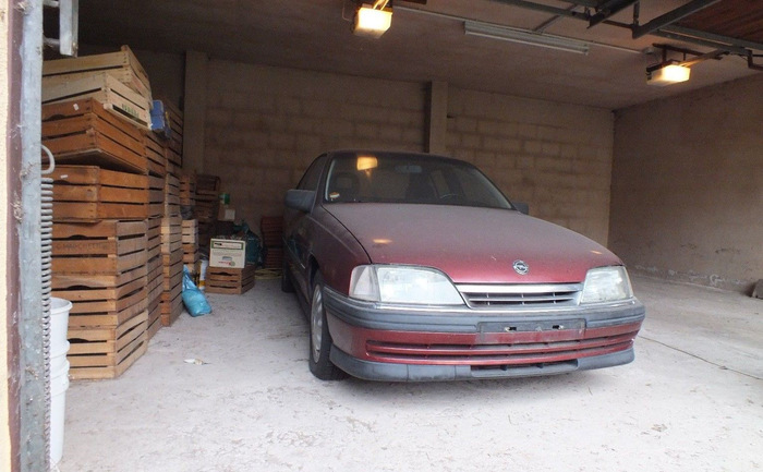  : Opel Omega 1992    705  ,  , , , Drive2, , 