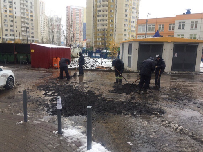 Snow? Let's start laying asphalt! - Khimki, Moscow region, Подмосковье, Asphalt, Snow, Longpost