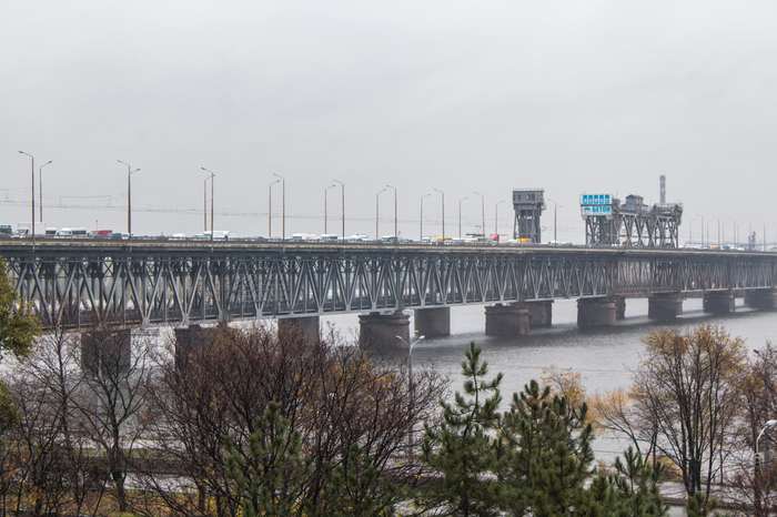 Autumn Dnieper - My, My, Dnieper, Autumn, Bridge, Mainly cloudy, , , Photo on sneaker, Longpost