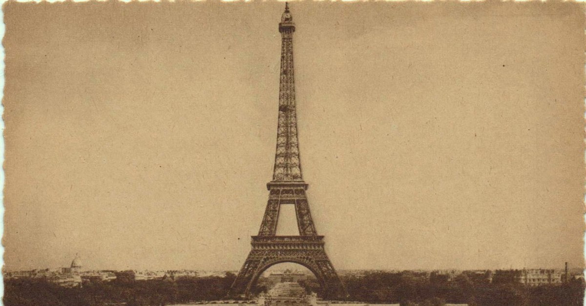 Эйфелева башня год. Париж 1889 Эйфелева башня. Эйфелева башня в Париже 1889 год. Железная башня в Париже. Архитектор г.Эйфель.. Эйфелева башня 20 век.