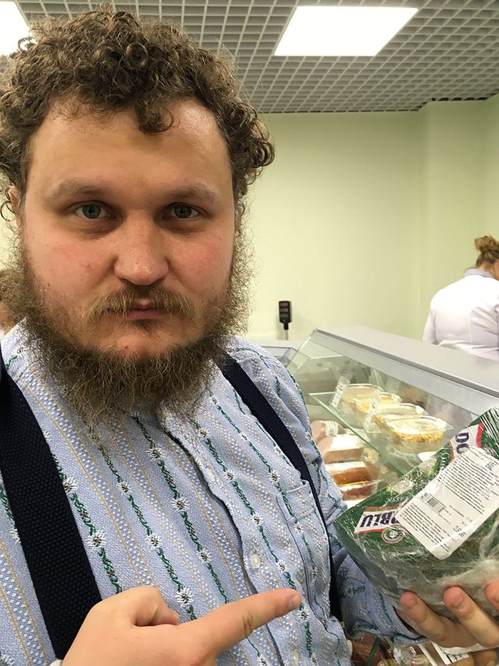 Cheese maker Oleg Sirota discovered in the State Duma of the Russian Federation sanctioned cheese of the Dor Blue brand is freely sold. - Cheese, Dorblu