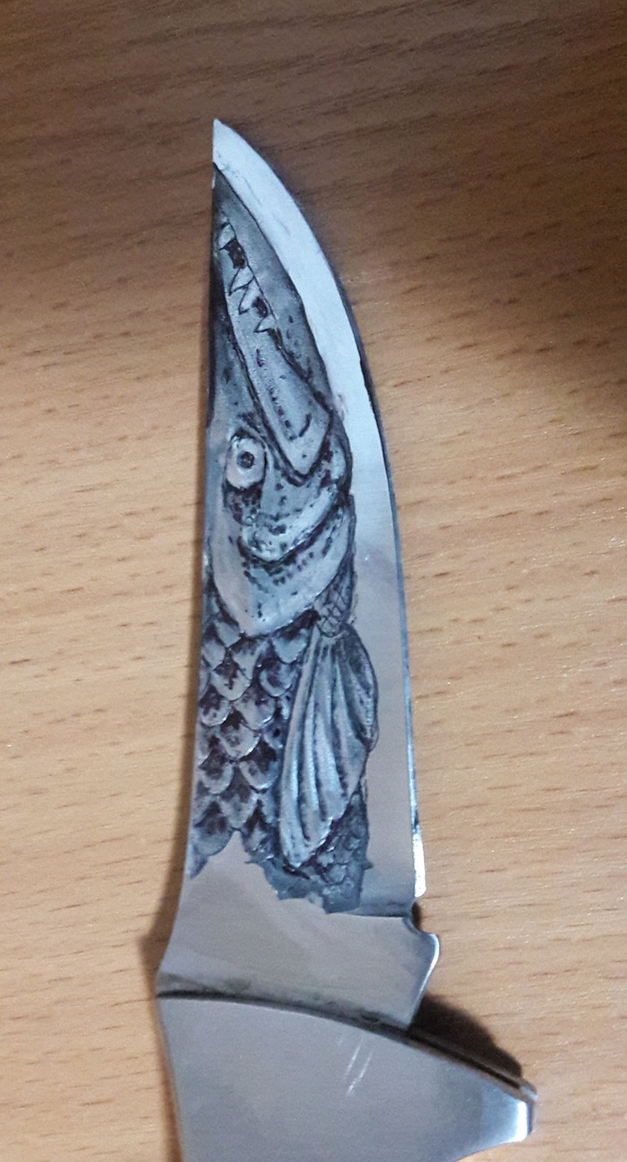 Гравировка на ноже | Пикабу