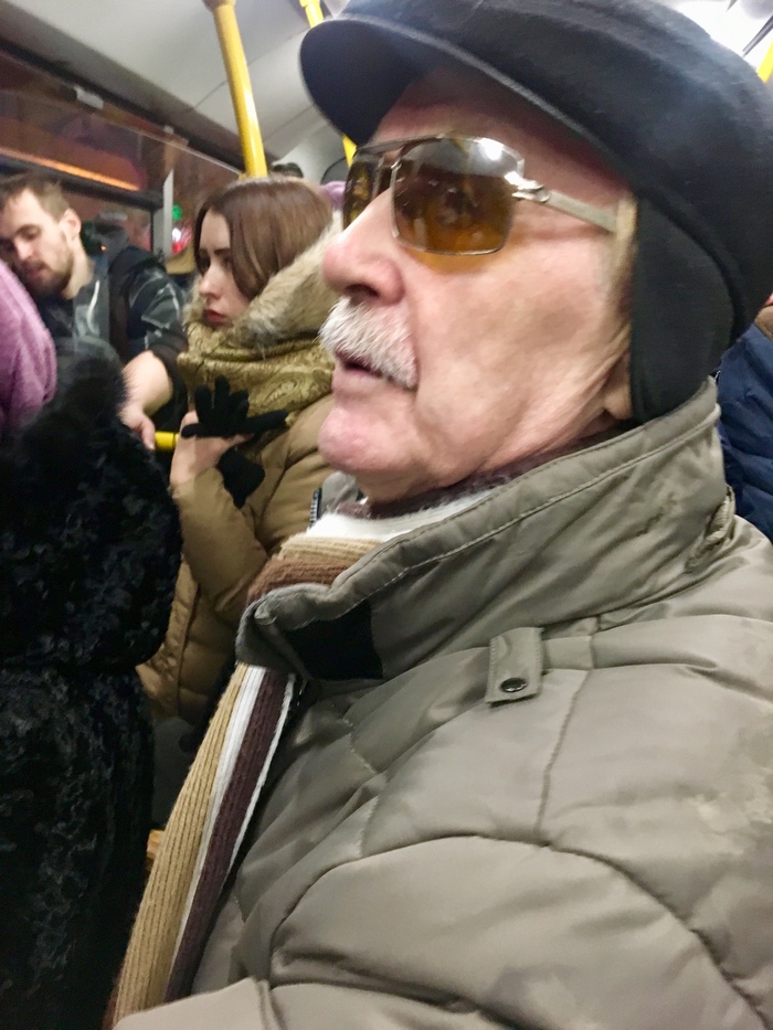 Me and Stan Lee driving home from work - My, Bus, Severodvinsk, Stan Lee, Public transport