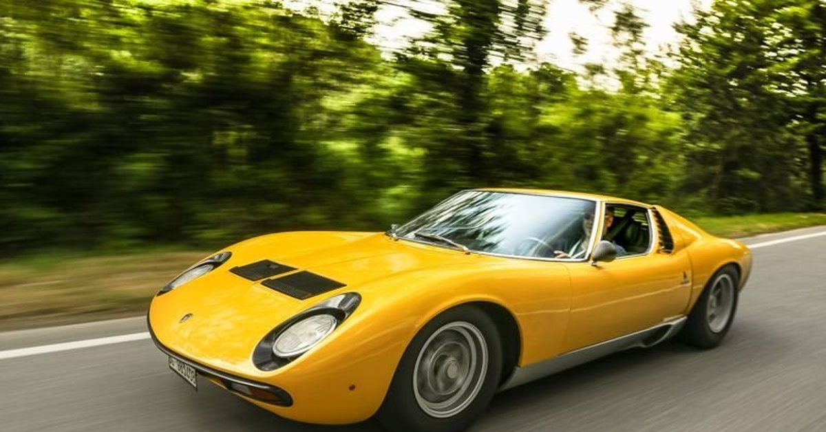 Первое ламборгини фото. Lamborghini Miura 2020. Lamborghini Miura первая модель. Lamborghini Miura диски. Ламборджини модели Миура.