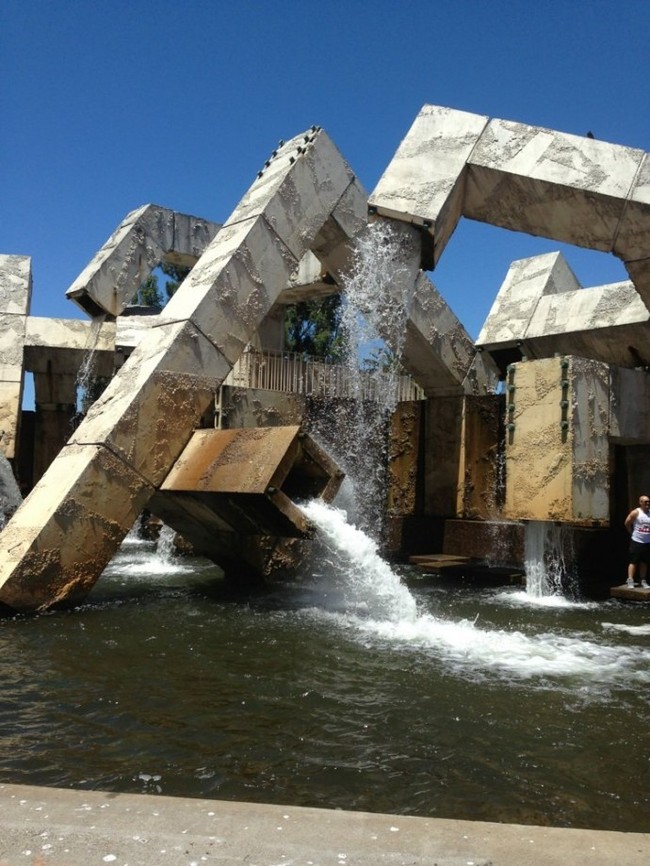 Fountain Free Quebec - Architecture, Modern architecture, Industrial, Brutalism, Modern, Concrete, Quebec, Longpost, Industrial rock