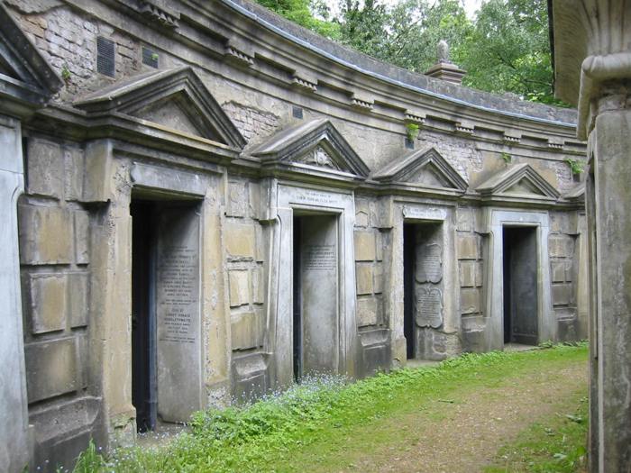 Highgate Cemetery - Highgate Cemetery, London, Great Britain, Picture with text, Longpost