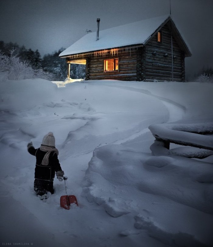 Evening in the Siberian village - Evening, Siberia, Winter, Children