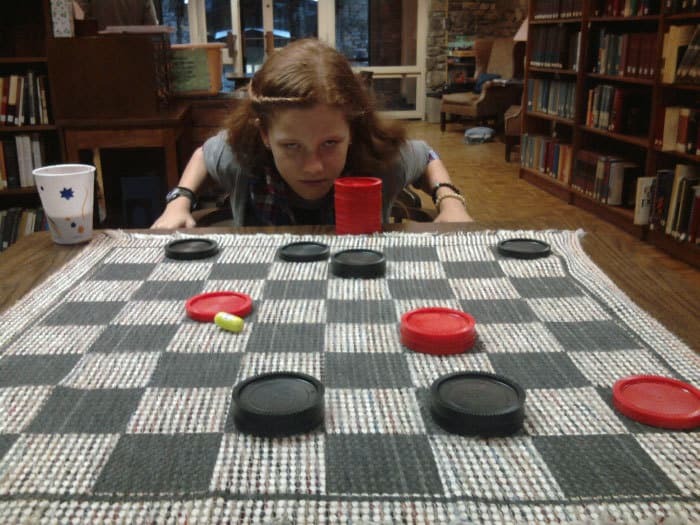 Little sister loves checkers - Games, Competitions, Humor, The photo, Girls, Longpost