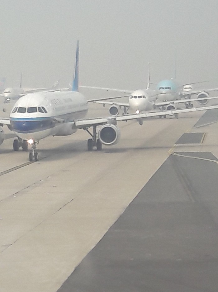 Очередь на вылет. Beijing Capital International Airport - Моё, Аэропорт, Длиннопост, Самолет