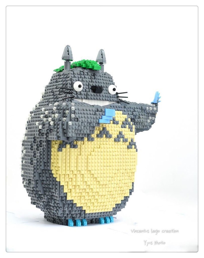 Большой Тоторо из Lego кубиков