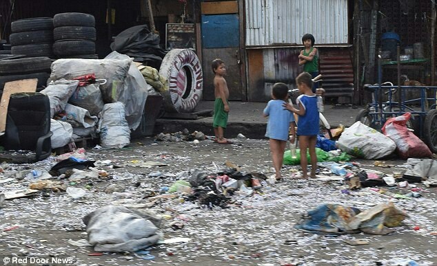 The city-record holder for the number of homeless people is often called the Philippine Manila. - Poverty, Asia, Longpost