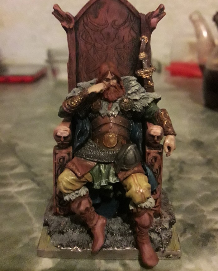 Madalism. I saw the post with the jarl, I'm also working on the figurine now. With your permission, I will share. - My, Tin soldiers, Toy soldiers, Stand modeling