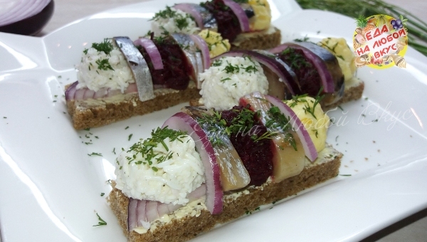 Appetizer with herring and colored balls - My, Herring, Snack, A sandwich, Food, Video recipe, Yummy, Video, Longpost