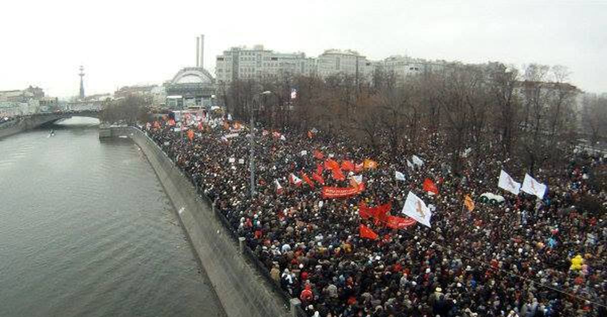 Болотная причины. Болотная площадь май 2012. Навальный 2011 Болотная площадь. Болотная площадь митинг 2011. Протесты на Болотной площади 2012.
