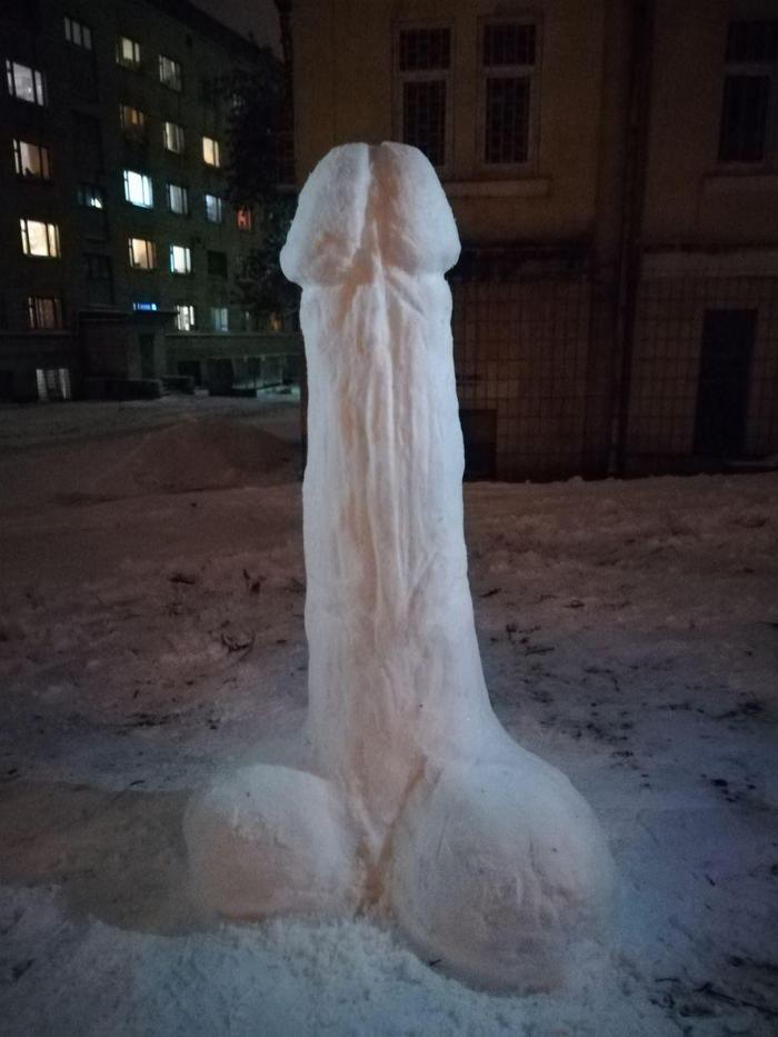 Huevik polytechnic - NSFW, My, Kpi, Penis, Art, Sculpture, Students, snowman, Mat