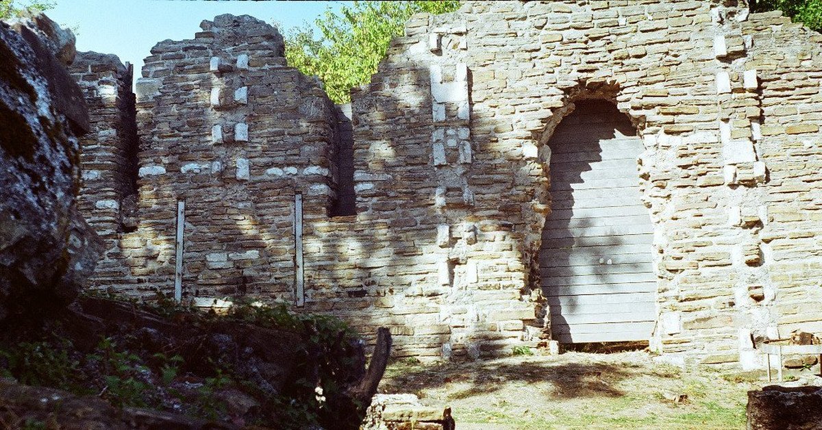 Лоо византийский храм