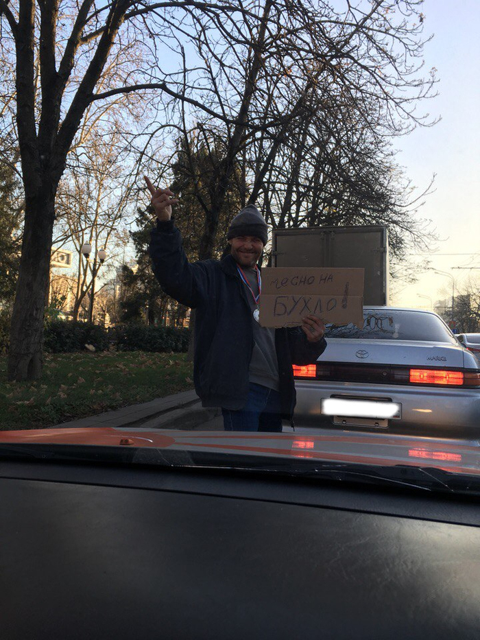 Вот такой вот чемпион - Моё, Литробол, Чемпион, Первое место, Медали, Алкоголь, Длиннопост