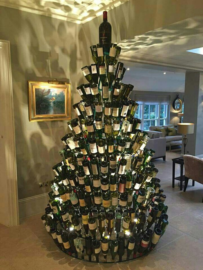 I would not refuse such a Christmas tree! - Humor, Interesting, 2017, New Year, Wine, Top, Rzhacha