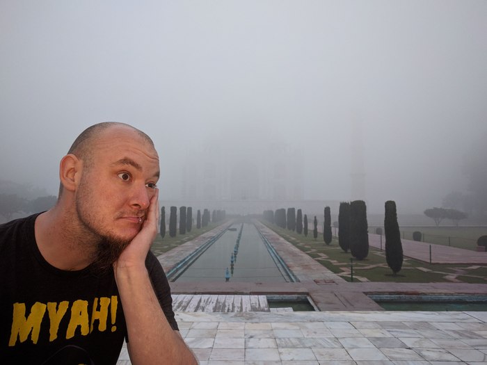 Go to the Taj Mahal at dawn, they said. - Fog, Taj Mahal, Travels, Did not work out, Advice, dawn