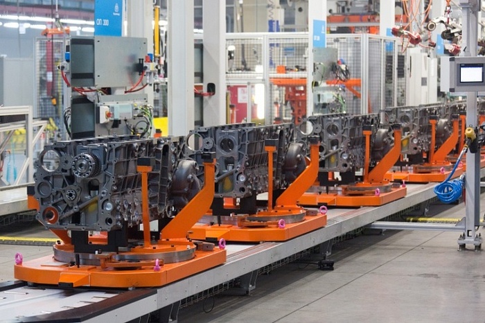 KAMAZ launches a conveyor for the production of R6 engines - Kamaz, Liebherr, Engine, , Longpost