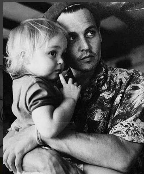 Джонни Депп с дочерью Лили-Роуз.