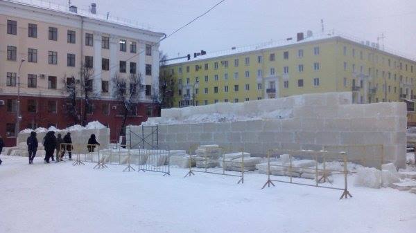 Defense of the Gray House in Kirov... - My, Kirov, Cold war, , Anti-terrorist operation, Theatre Square, New Year
