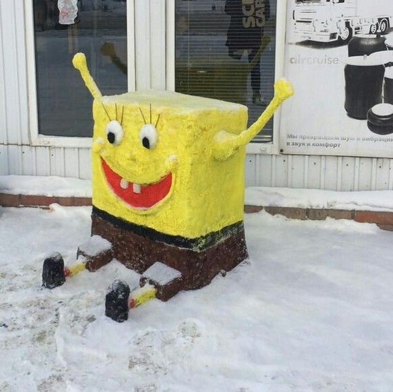 Spongebob made of snow in Omsk - Omsk, Ice sculpture, Kripota