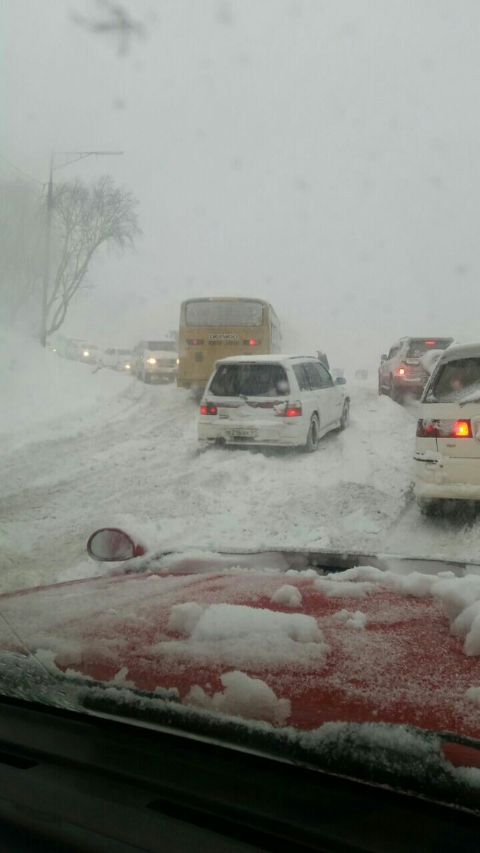 Kamchatka and cyclone 0:1 - Kamchatka, Snow, Cyclone, Road, Longpost